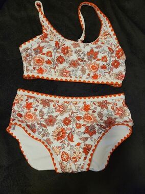 Floral Two-Piece Bikini Set in White and Orange